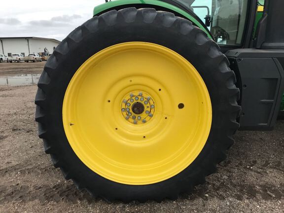 2015 John Deere 8345R Tractor