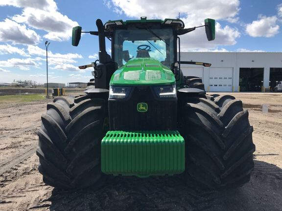 2022 John Deere 8R 340 Tractor