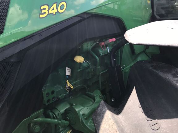 2022 John Deere 8R 340 Tractor