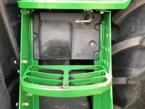 2014 John Deere 8270R Tractor