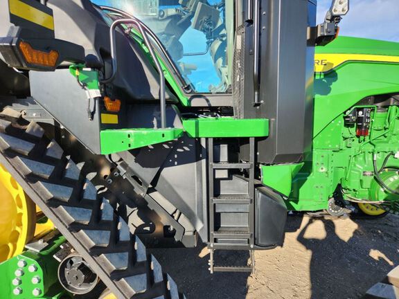 2023 John Deere 8RX 370 Tractor Rubber Track