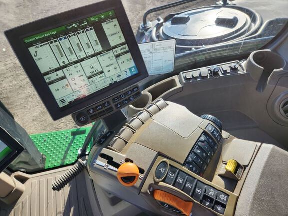 2023 John Deere 8RX 370 Tractor Rubber Track