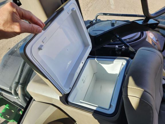 2023 John Deere 8RX 370 Tractor Rubber Track