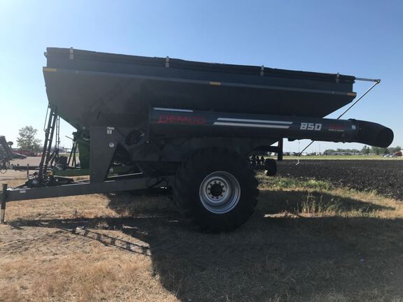 2023 Demco 9445195 Grain Cart