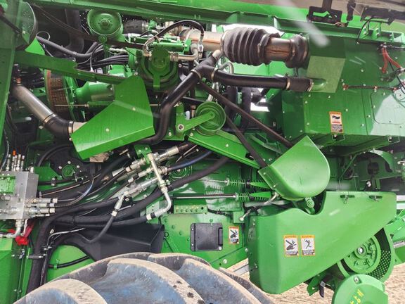 2024 John Deere S780 Combine