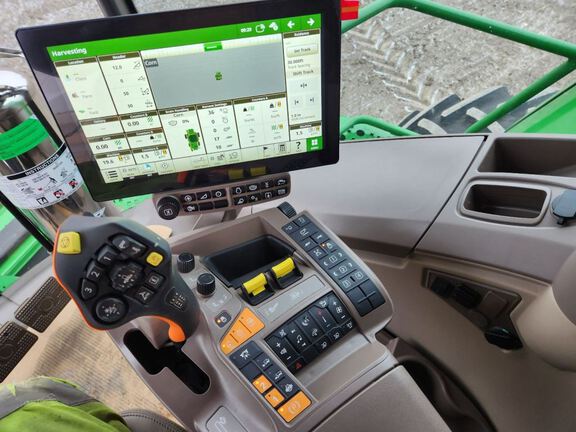 2024 John Deere S780 Combine