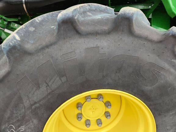 2024 John Deere S780 Combine