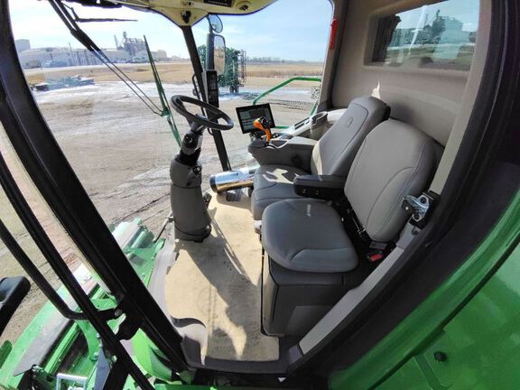 2024 John Deere S780 Combine