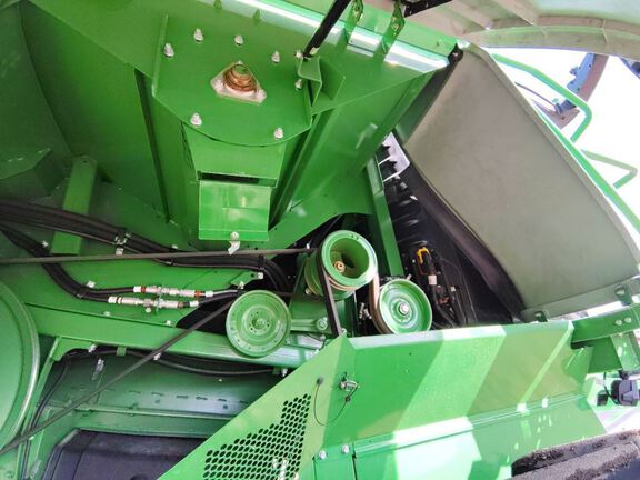2024 John Deere S780 Combine