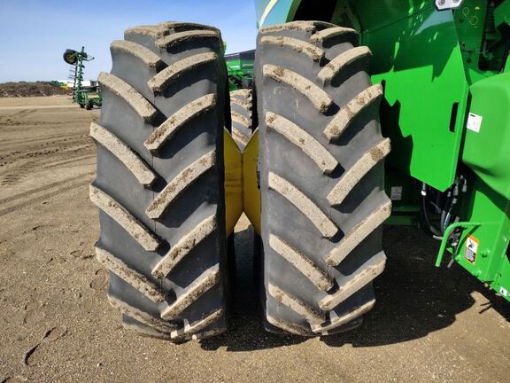 2024 John Deere S780 Combine