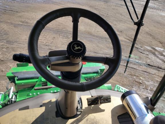 2024 John Deere S780 Combine