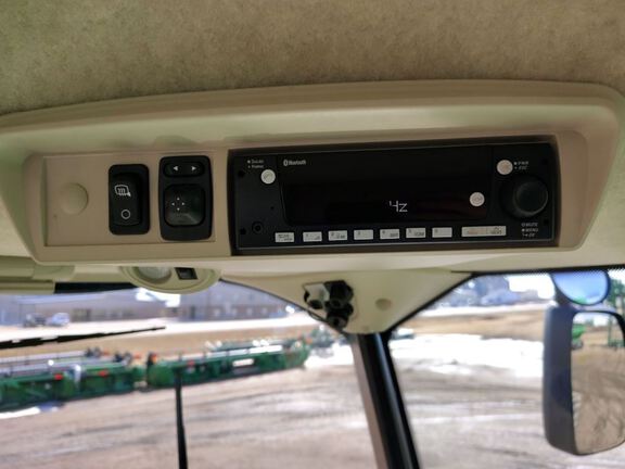 2024 John Deere S780 Combine