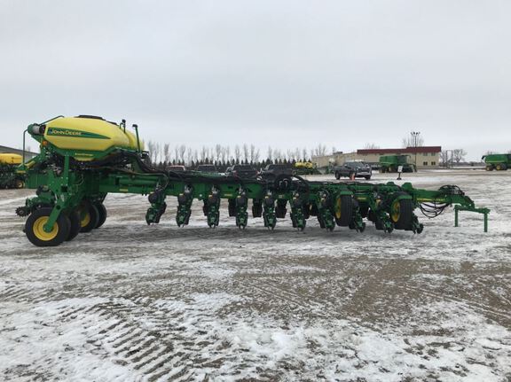 2019 John Deere 1775NT Planter