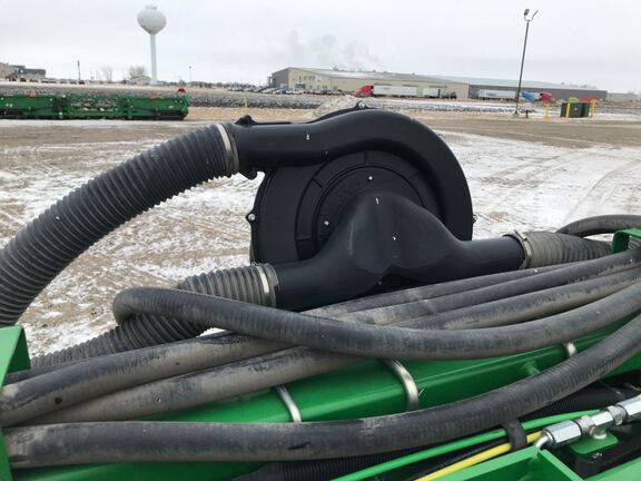 2019 John Deere 1775NT Planter