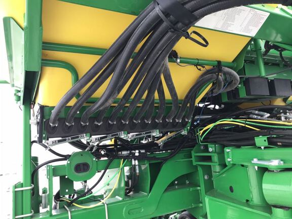 2019 John Deere 1775NT Planter