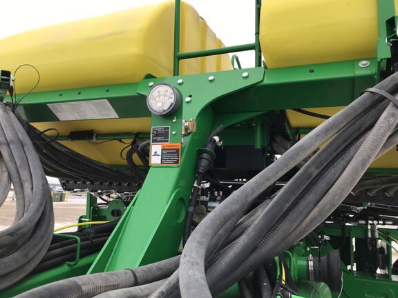 2019 John Deere 1775NT Planter