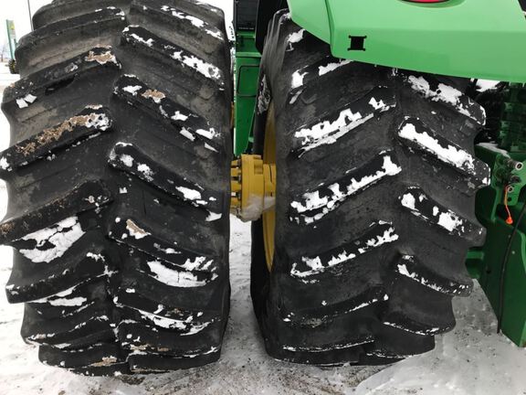 2018 John Deere 9520R Tractor 4WD