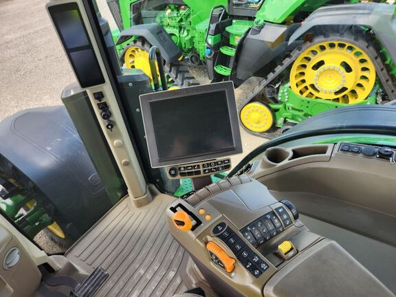 2022 John Deere 8R 340 Tractor