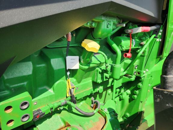 2022 John Deere 8R 340 Tractor