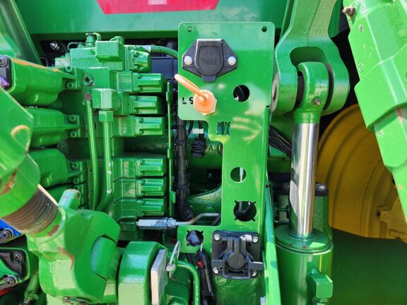 2022 John Deere 8R 340 Tractor