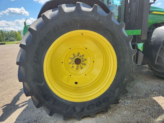 2022 John Deere 8R 340 Tractor