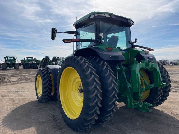 2022 John Deere 8R 340 Tractor