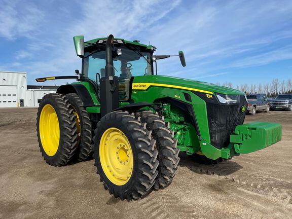 2022 John Deere 8R 340 Tractor