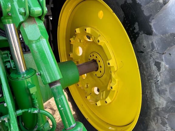 2022 John Deere 8R 340 Tractor