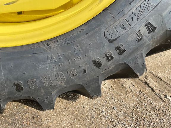 2022 John Deere 8R 340 Tractor