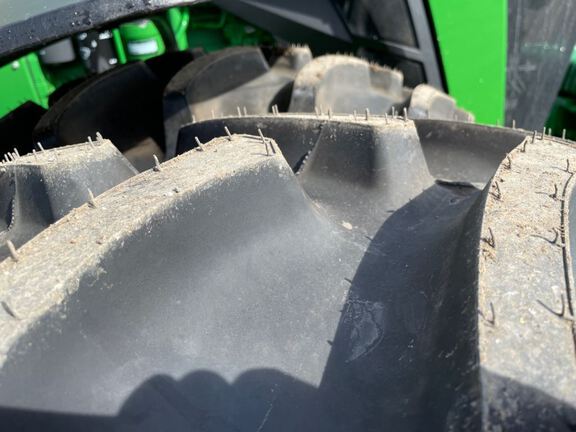 2022 John Deere 8R 340 Tractor