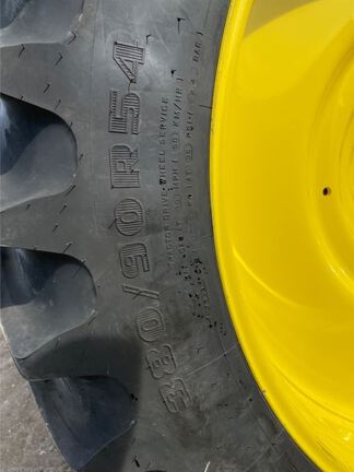 2022 John Deere 8R 340 Tractor