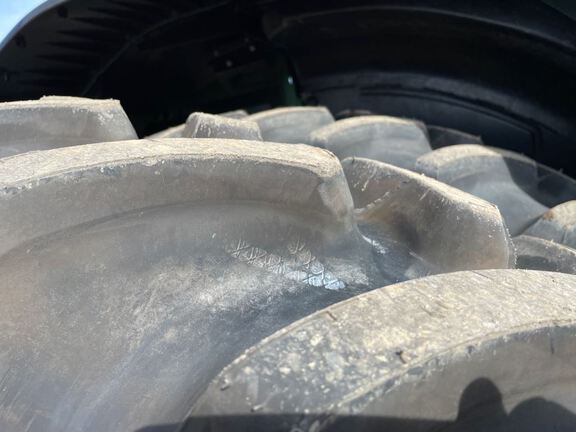 2022 John Deere 8R 340 Tractor