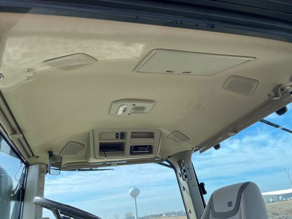 2022 John Deere 8R 340 Tractor