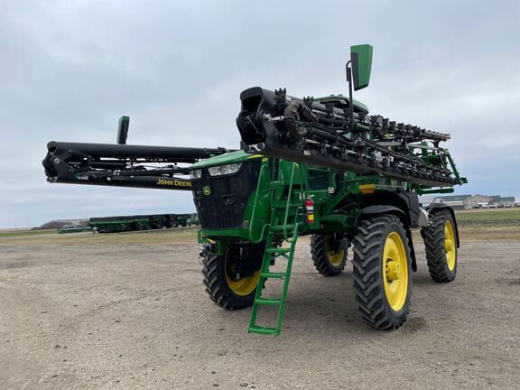 2024 John Deere 412R Sprayer/High Clearance