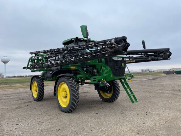 2024 John Deere 412R Sprayer/High Clearance