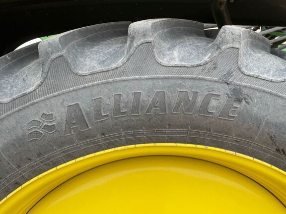 2024 John Deere 412R Sprayer/High Clearance