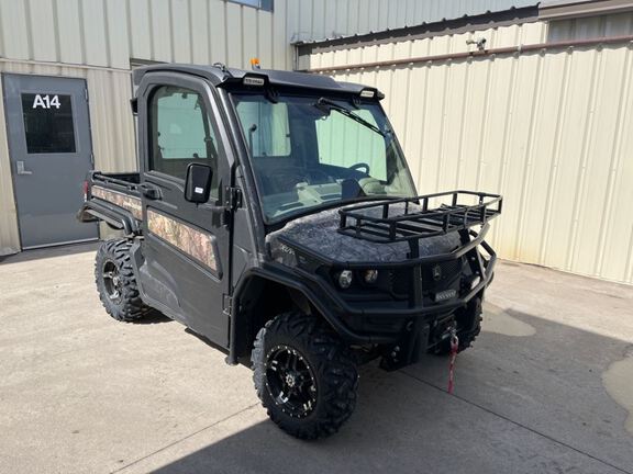 2021 John Deere XUV835R ATV