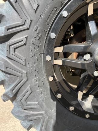 2021 John Deere XUV835R ATV