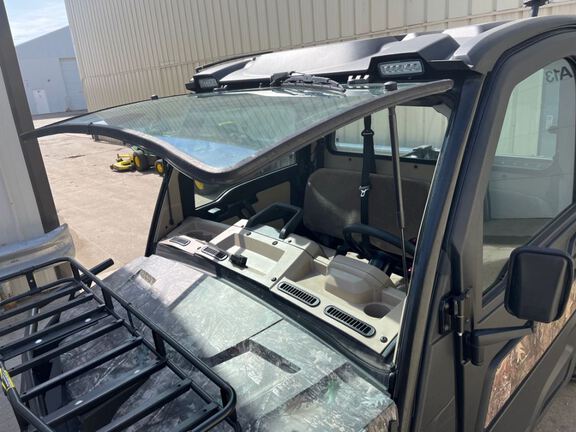 2021 John Deere XUV835R ATV