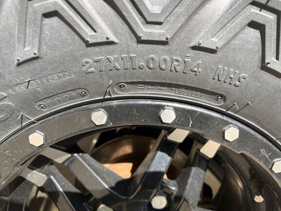 2021 John Deere XUV835R ATV