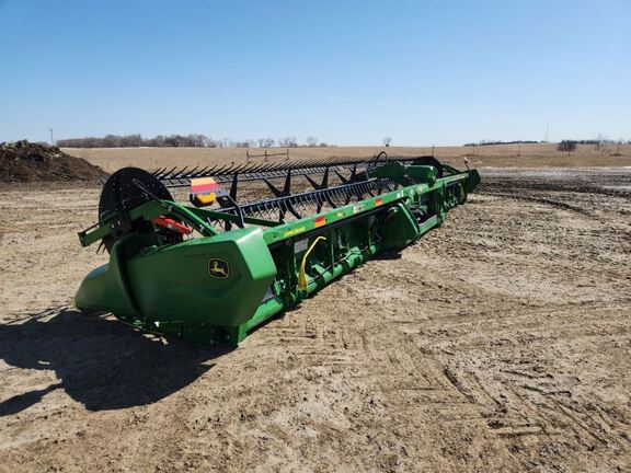 2024 John Deere RD40F Header Combine