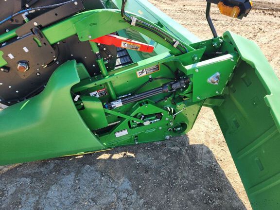 2024 John Deere RD40F Header Combine