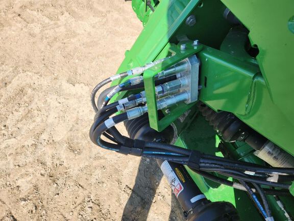 2024 John Deere RD40F Header Combine