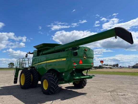 2020 John Deere S770 Combine