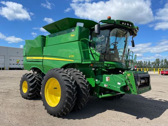 2020 John Deere S770 Combine