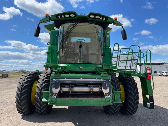 2020 John Deere S770 Combine