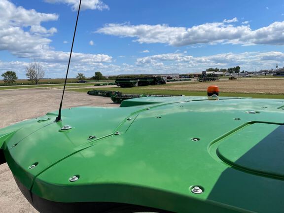 2020 John Deere S770 Combine