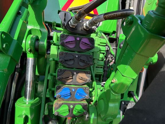 2023 John Deere 8RX 410 Tractor Rubber Track