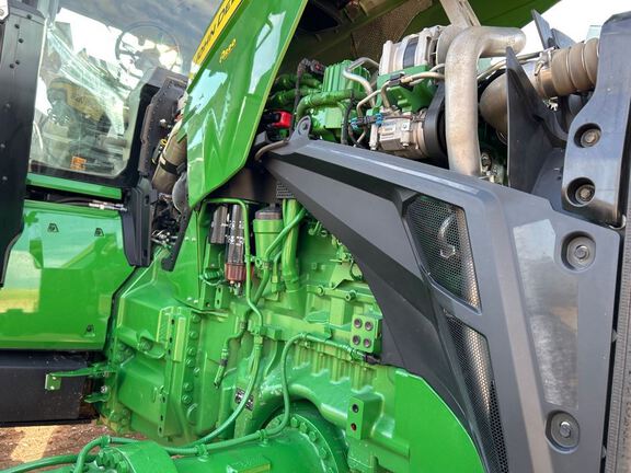 2023 John Deere 8RX 410 Tractor Rubber Track