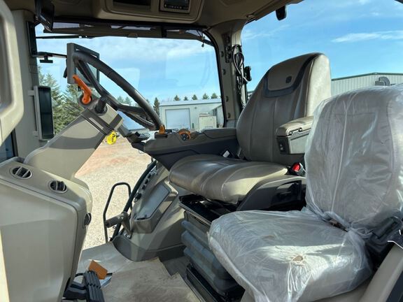 2023 John Deere 8RX 410 Tractor Rubber Track